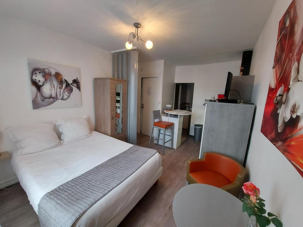 Studio De Charme, Coeur De Vichy, Quartier Calme ภายนอก รูปภาพ